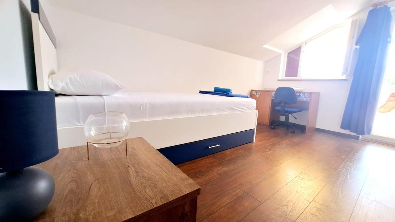 Apartman Tutti ชิเบนิก ภายนอก รูปภาพ